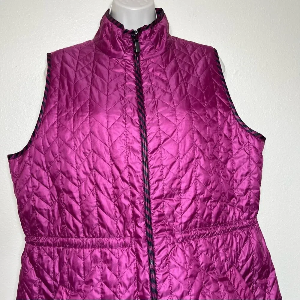 Chicos Zenergy Reversible Quilted Vest Berry Black Stripe Women Large Sleeveless